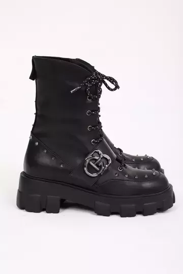 Kadın Siyah Deri Zımba Detaylı Bot