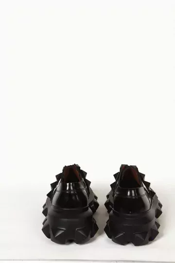 Kadın Siyah Rugan Detaylı Günlük Ayakkabı