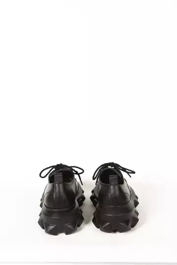 Kadın Siyah Hakiki Deri Detaylı Ayakkabı