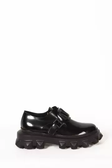 Kadın Siyah Rugan Toka Detaylı Ayakkabı