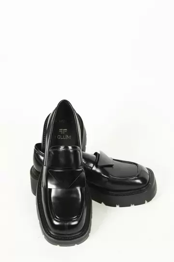 Kadın Siyah Rugan Loafer Ayakkabı