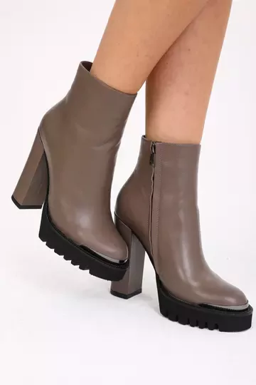 Kadın Siyah Hakiki Deri Platformlu Bot