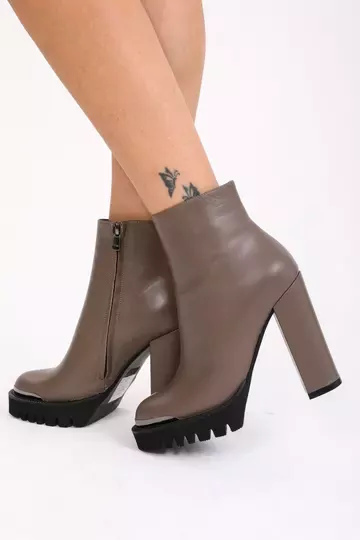 Kadın Siyah Hakiki Deri Platformlu Bot