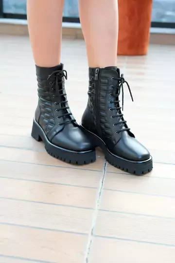 Kadın Siyah Rugan Hakiki Deri Bot