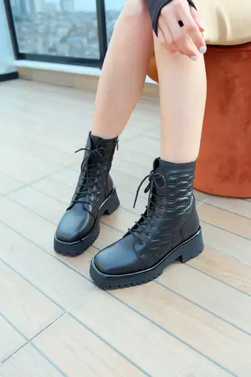 Kadın Siyah Rugan Hakiki Deri Bot