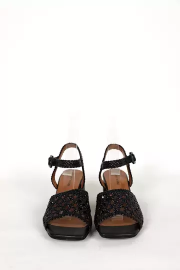 Kadın Topuklu Örgülü Sandalet