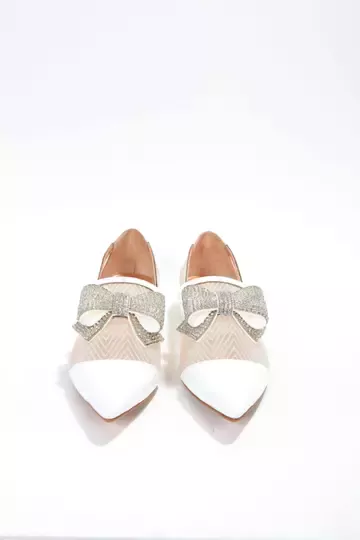 Kadın Beyaz Hakiki Deri Detaylı Ayakkabı