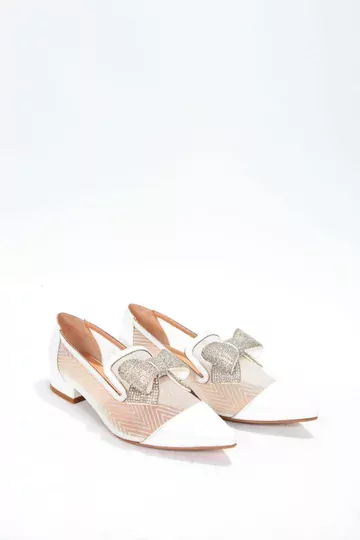 Kadın Beyaz Hakiki Deri Detaylı Ayakkabı