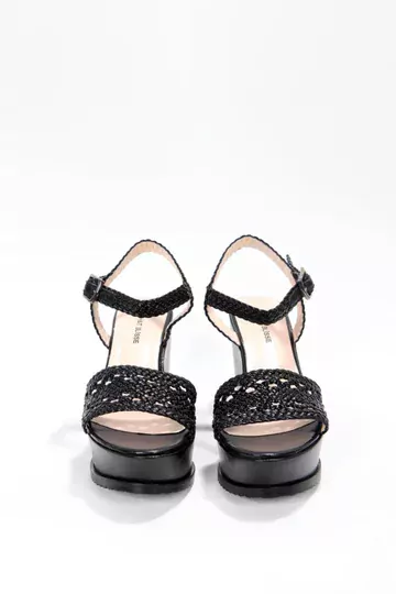 Kadın Siyah Örgülü Sandalet