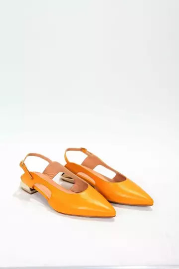 Kadın Sarı Bilek Detaylı Hakiki Deri Ayakkabı