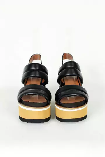 Dolgu Topuklu Hakiki Deri Sandalet