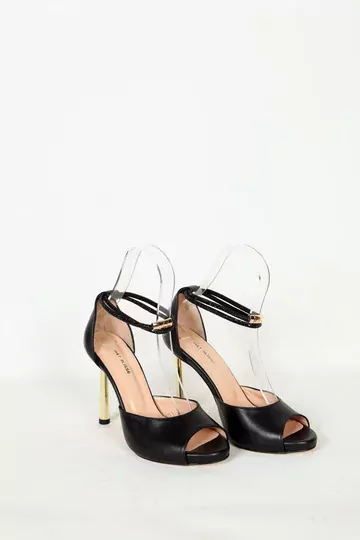 Kadın Hakiki Deri Topuk Detaylı Ayakkabı