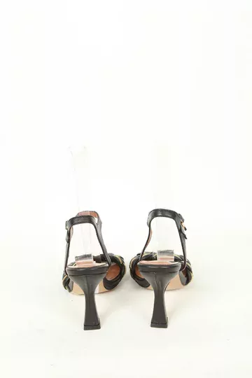 Kadın Detay Örgülü Sandalet