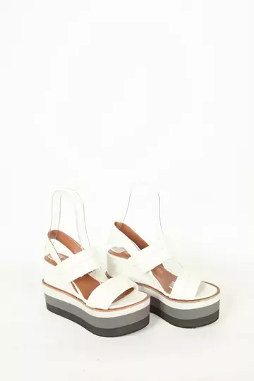 Kadın Dolgu Topuk Sandalet