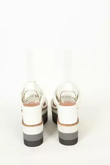 Kadın Dolgu Topuk Sandalet