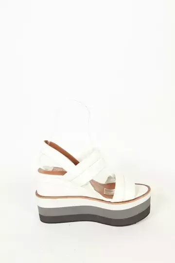 Kadın Dolgu Topuk Sandalet