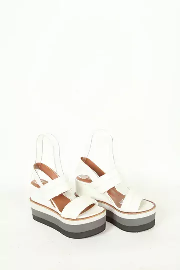 Kadın Dolgu Topuk Sandalet