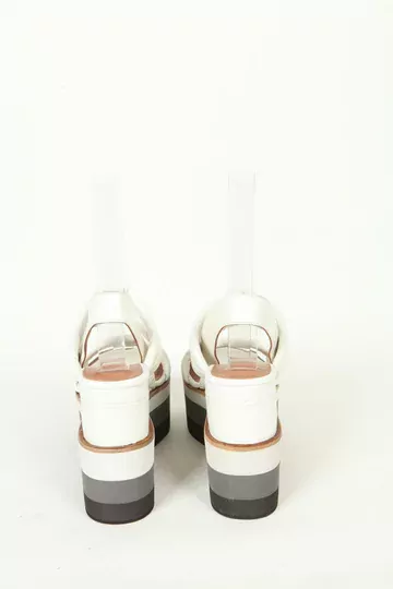 Kadın Dolgu Topuk Sandalet