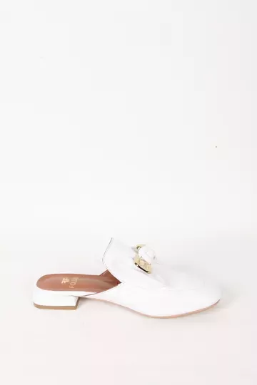 Kadın Aksesuar Detaylı Terlik