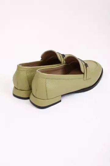 Kadın Yeşil Loafer Aksesuar Detaylı