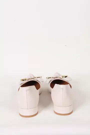 Kadın Deri Babet Aksesuar Detaylı Krem