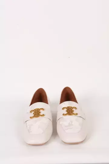 Kadın Krem Deri Aksesuar Detaylı Klasik Ayakkabı