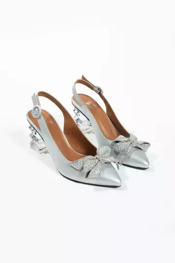 Kadın Siyah Hakiki Deri Aksesuar Ve Topuk Detaylı Topuklu Ayakkabı