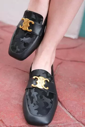 Kadın Siyah Hakiki Deri Aksesuar Detaylı Klasik Ayakkabı