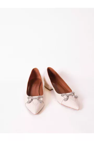 Kadın Deri Babet Aksesuarlı Krem