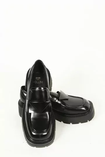 Kadın Siyah Rugan Loafer Ayakkabı