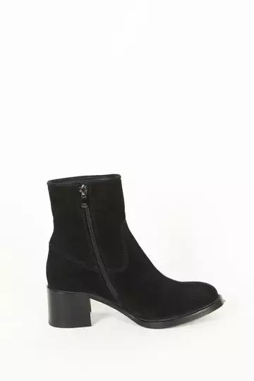 Kadın Süet Nakış Detaylı Bot