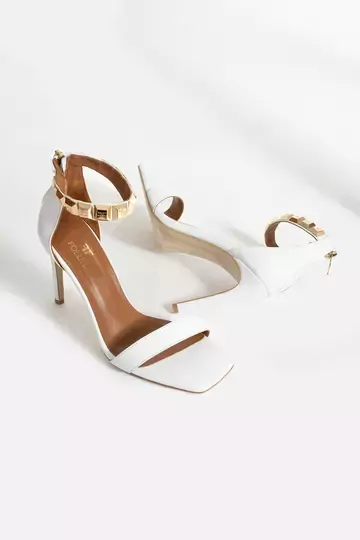 Kadın Siyah Hakiki Deri Bilek Detaylı Topuklu Ayakkabı