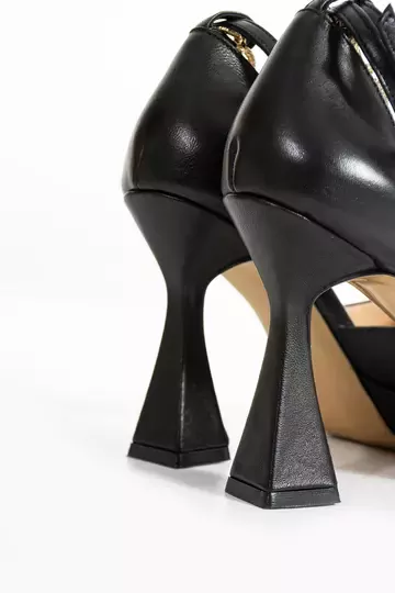 Kadın Platformlu Bilek Taş Detaylı Topuklu Ayakkabı