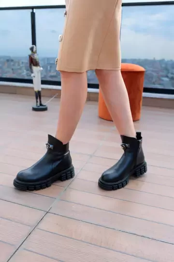 Kadın Siyah Hakiki Deri Bot