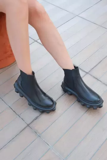 Kadın Siyah Floter Hakiki Deri Taban Detaylı Bot