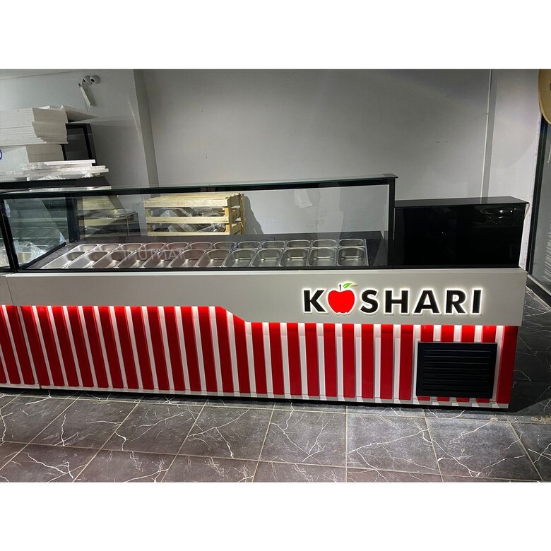 Salad Bar Kırmızı Mobilya Desenli