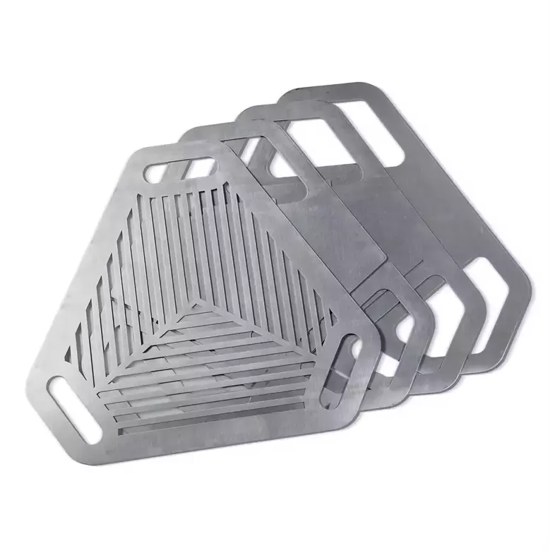 Haegs Fire Pit Portatif Ateş Çukuru Paslanmaz Çelik Krom BBQ Grill Izgaralı, Kamp Ateşi, Kolay Taşınabilir Odun Kömür Dış Mekan Outdoor Barbekü Mangal (56cm x 56cm)