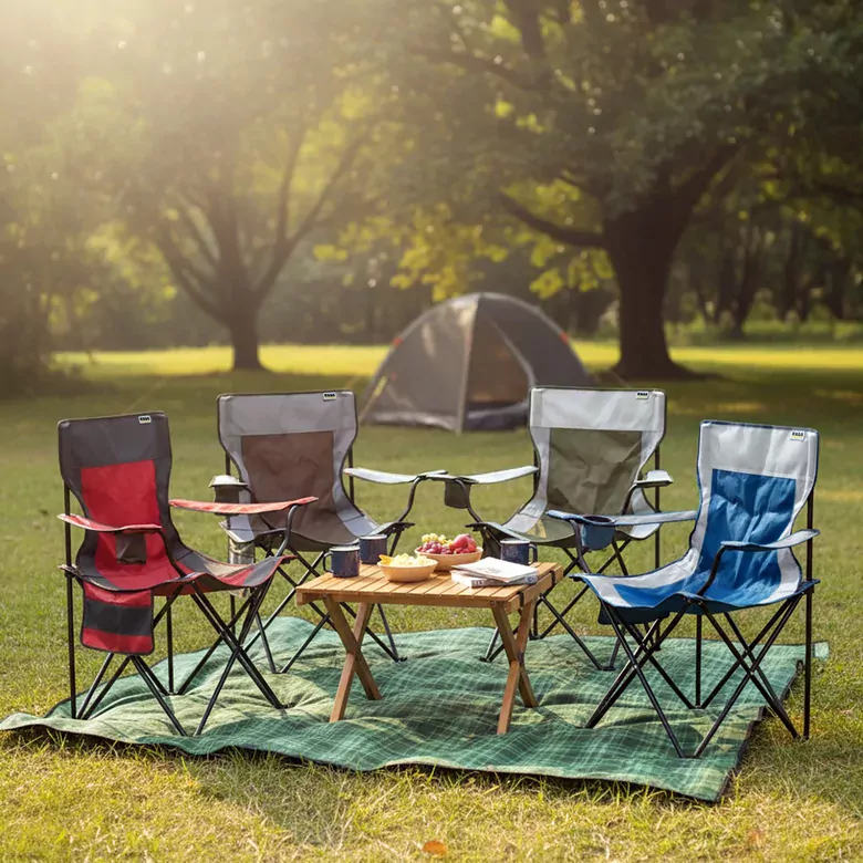 Haegs Kamp Sandalyesi, Outdoor, Plaj ve Piknik için Katlanır Kamp Sandalyesi, Saklama Cepli, Bardak Tutuculu, Extra Destekli, Su Geçirmez Kumaş - 120 Kg Taşıma Kapasiteli, XL Boy- Mavi - Beyaz