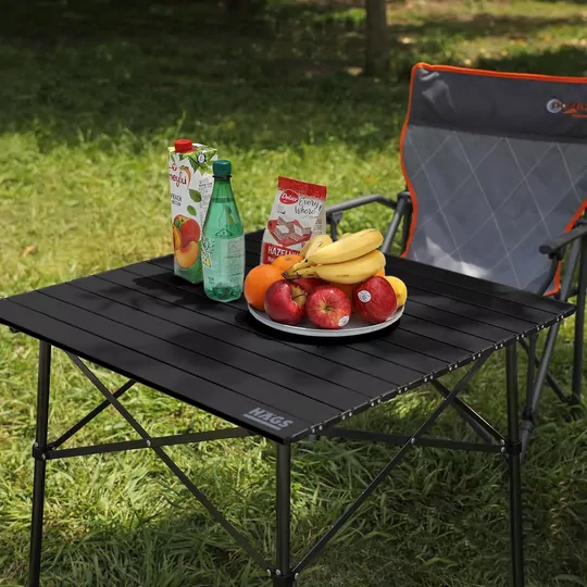 Haegs Güçlendirilmiş Alüminyum Katlanır Kamp Masası, Katlanabilir Outdoor Masa, Piknik Masası, Menteşeli Sistem, Dayanıklı Sağlam Gövdeli Kamp Masası, Taşınabilir Hafif, 3-4 Kişilik, 70x70x60cm Siyah