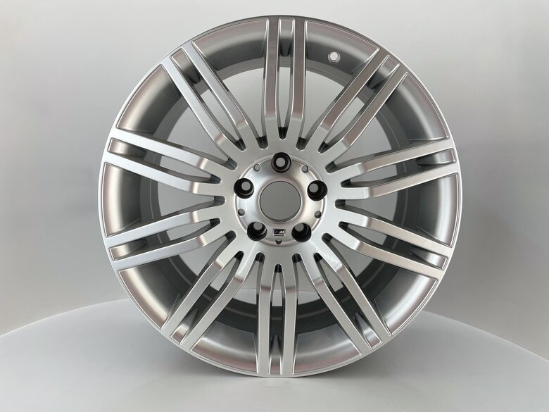 BK 159  8,5X19 5X120 ET16 74,1 HYP SILVER