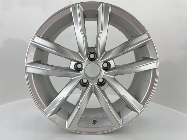 RC 251  7,5X17 5X100 ET35 57,1 SILVER