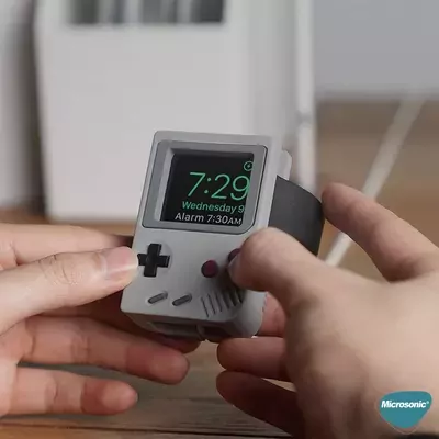 Microsonic Apple Watch SE 2022 44mm Masaüstü Şarj Standı Gameboy Gri