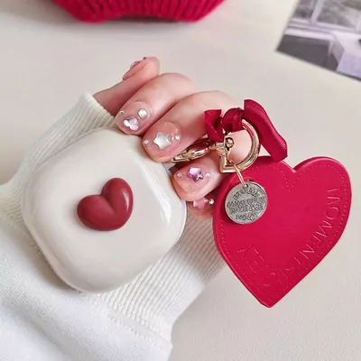 Microsonic Samsung Galaxy Buds Core Kılıf Süslü Kalp Desenli Kırmızı