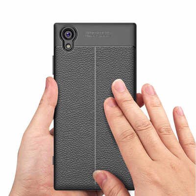 CaseUp Sony Xperia XA1 Plus Kılıf Niss Silikon Siyah