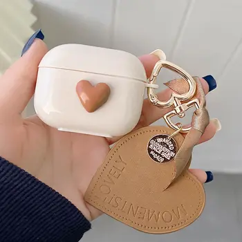 Microsonic Airpods Pro 3 Kılıf Süslü Kalp Desenli Kahverengi