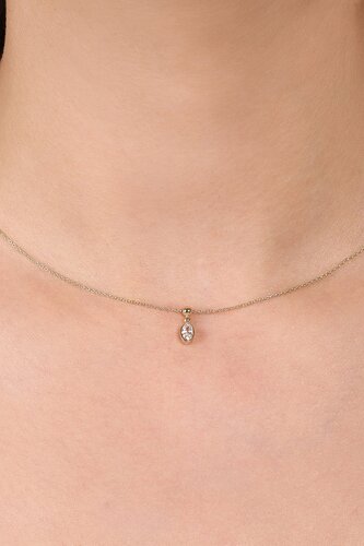 Oval Tek Taş Toplu Kolye