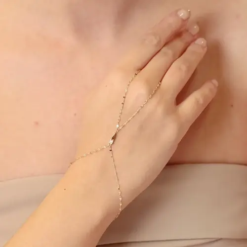 Taşlı Kısa Piramit Şahmeran