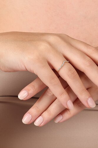 Minimal Taç Yarım Tur Yüzük