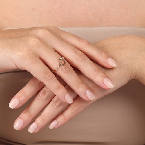 Minimal Taşlı Oval Çerçeve Yüzük