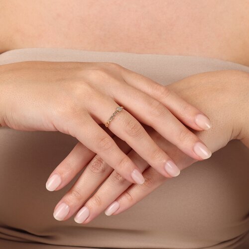 Minimal Kare Taşlı Zincir Yüzük